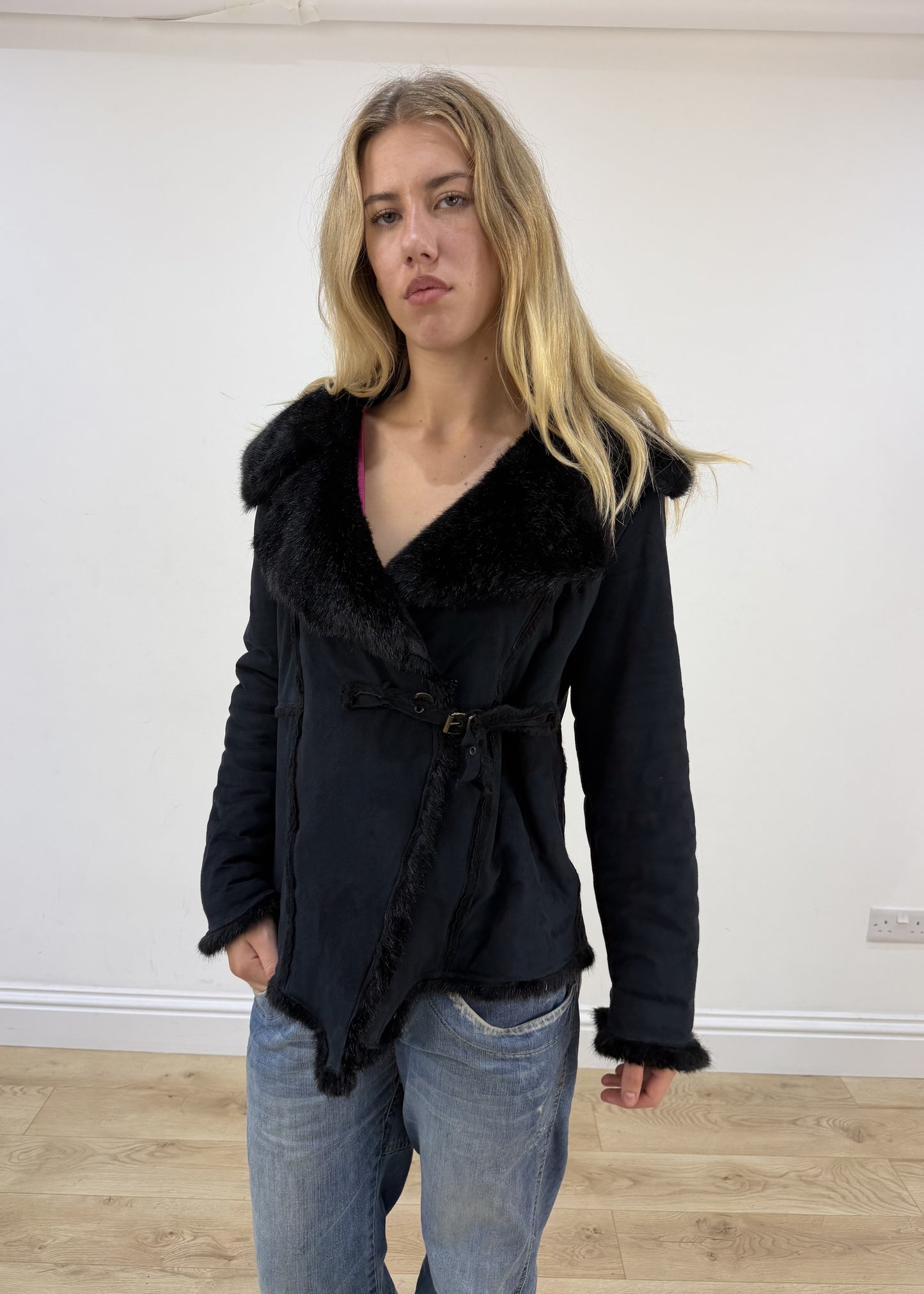 small black guardaroba faux suede jacket close front