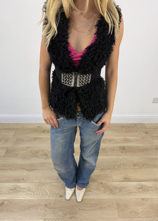 small black pink woman faux fur gilet aesthetic detail