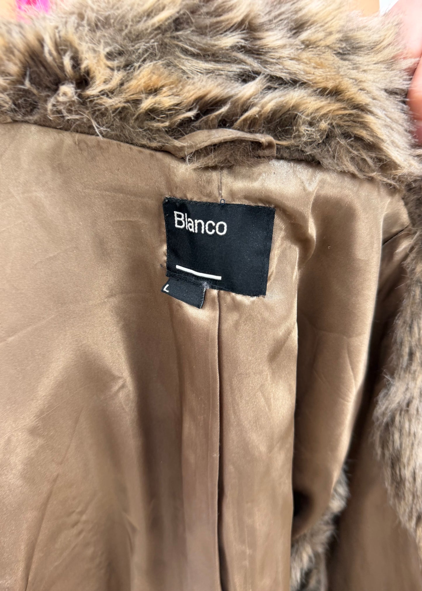 small brown faux fur gilet image 5