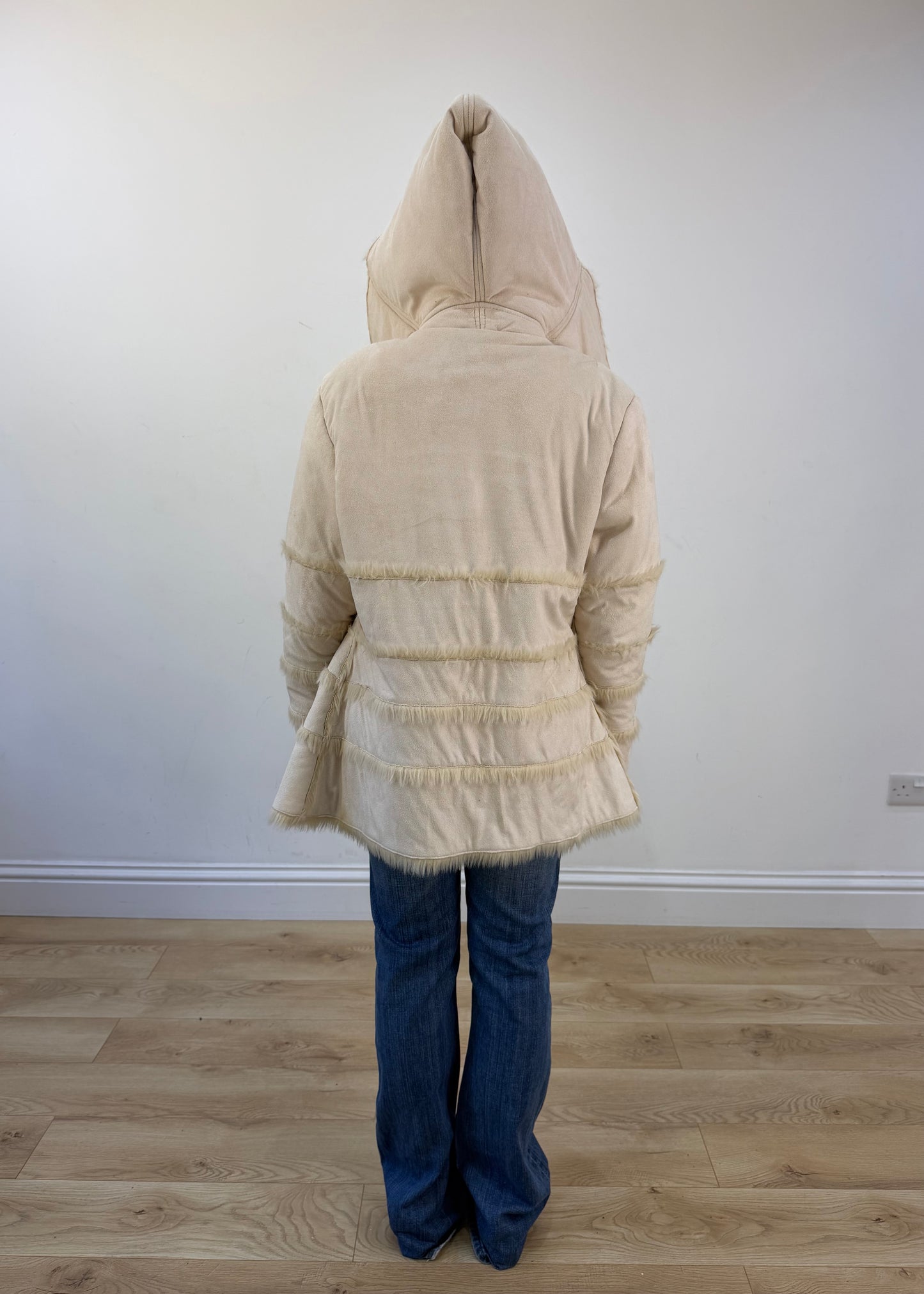 small/medium cream faux fur hooded jacket 7