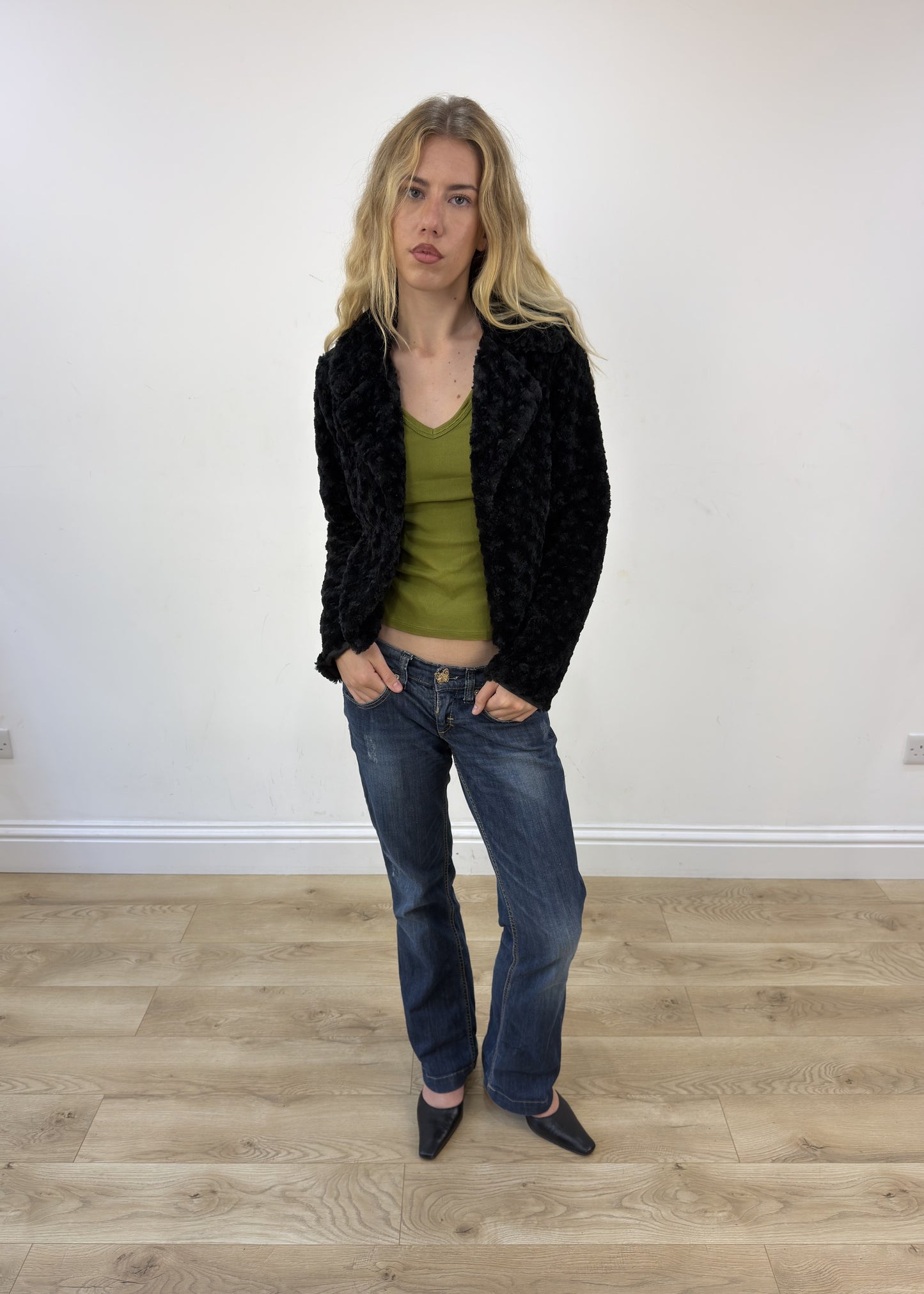 Medium black faux fur jacket view 4