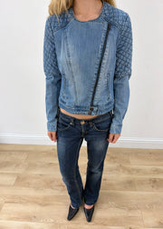 small blue Pimkie denim jacket headless close-up