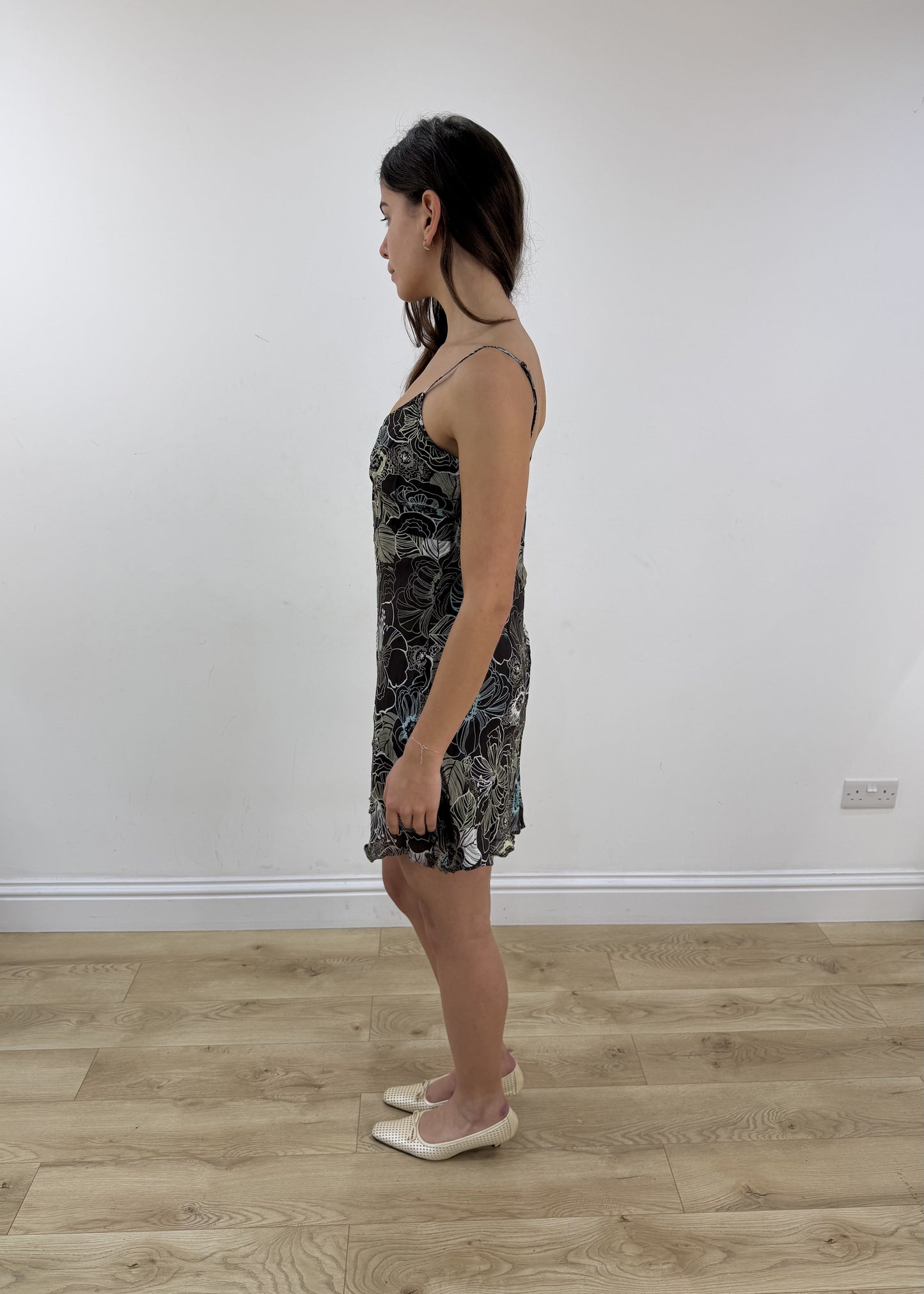 small/medium brown floral midi dress view 4