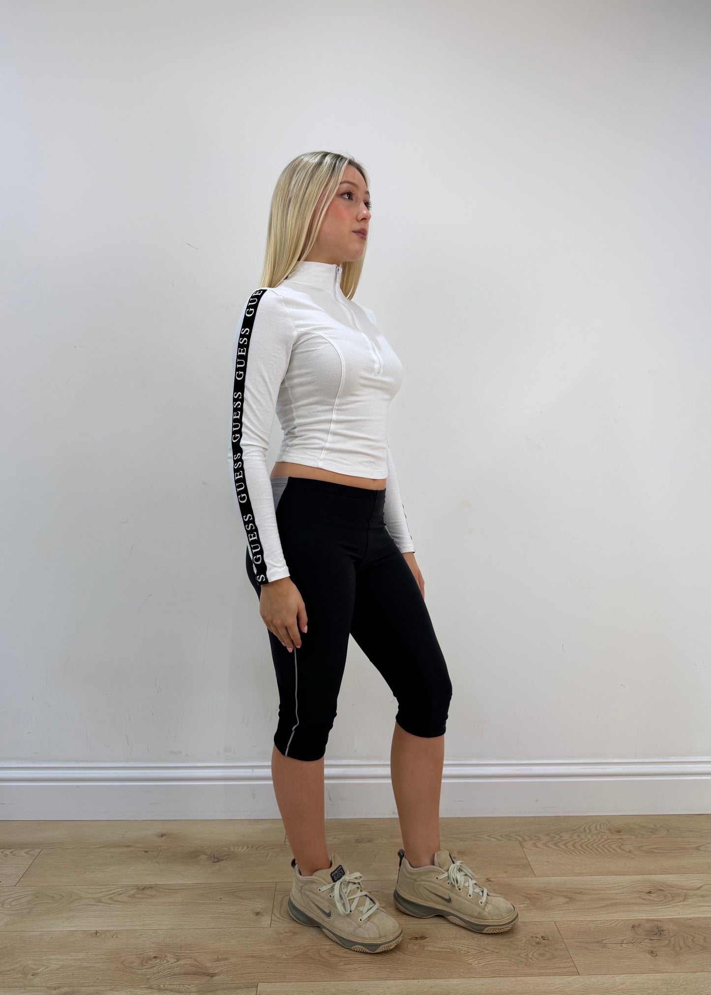 small white guess zip up long sleeve top