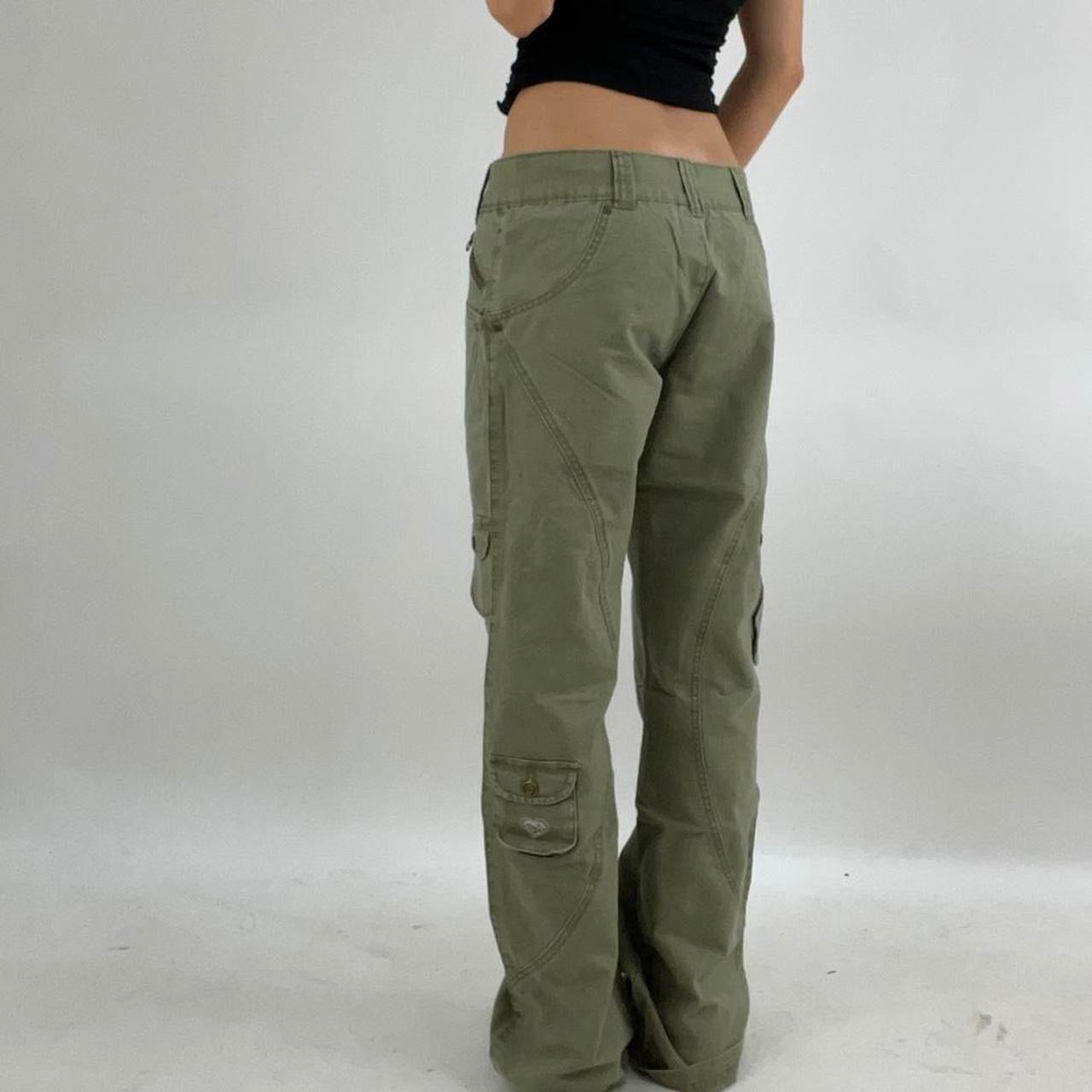 💻‼️ khaki cargo trousers