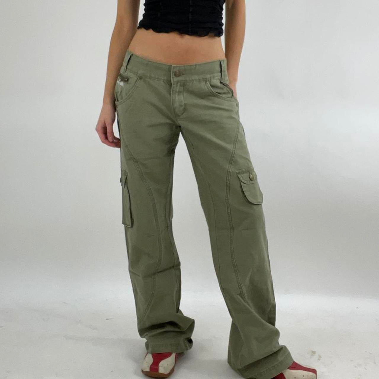 💻‼️ khaki cargo trousers