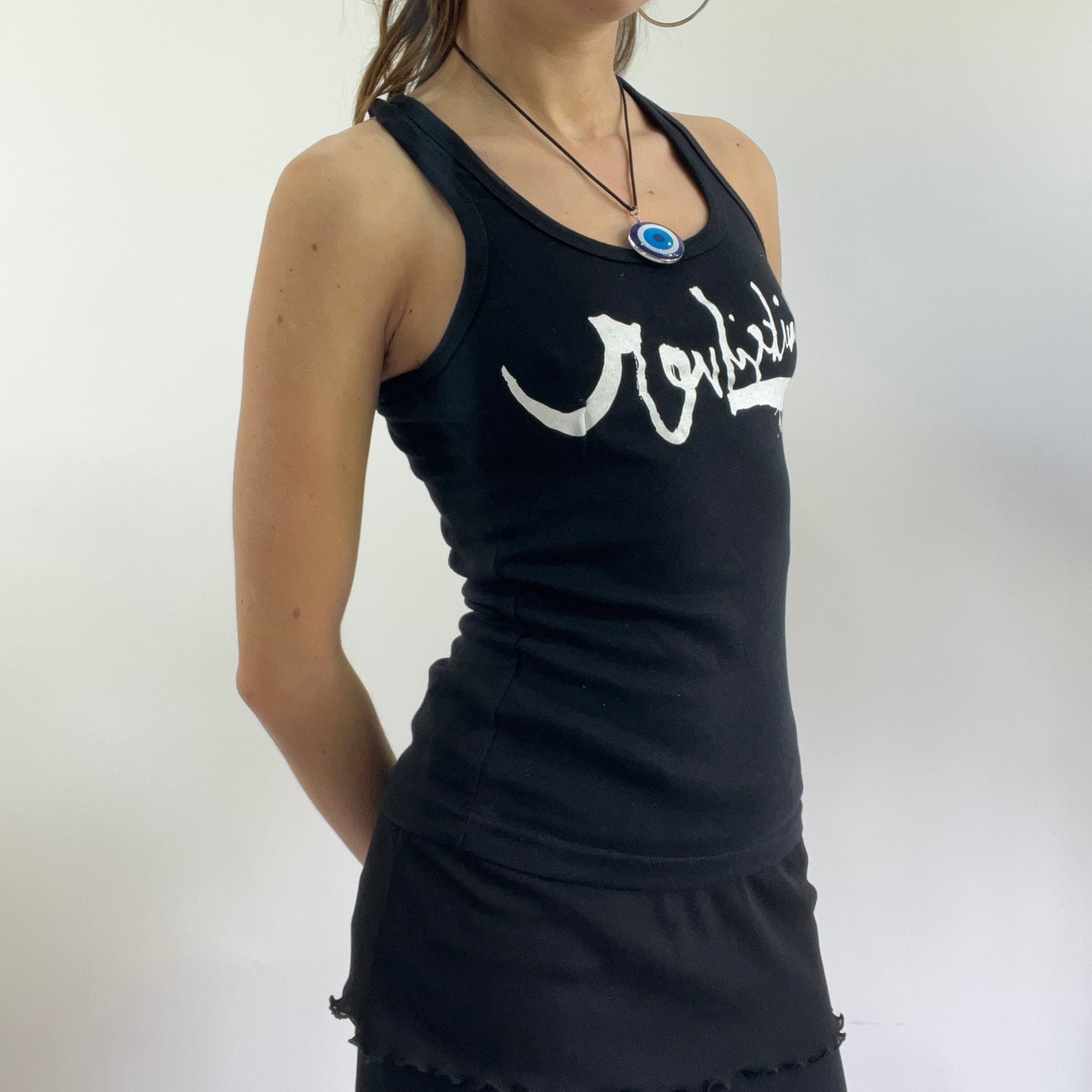 black quicksilver tank
